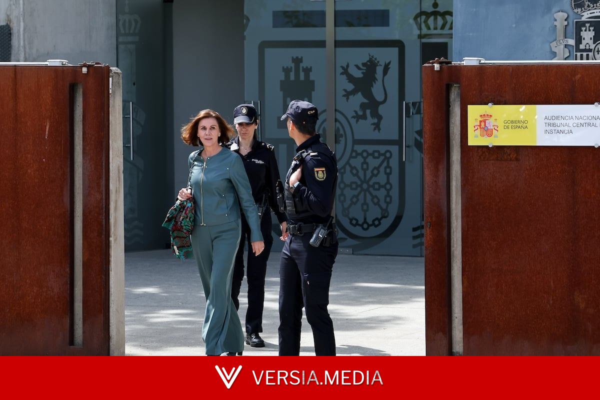 El PSOE pide imputar a Cospedal tras la orden del juez de buscar “indicios de criminalidad” en sus conversaciones con el comisario Villarejo